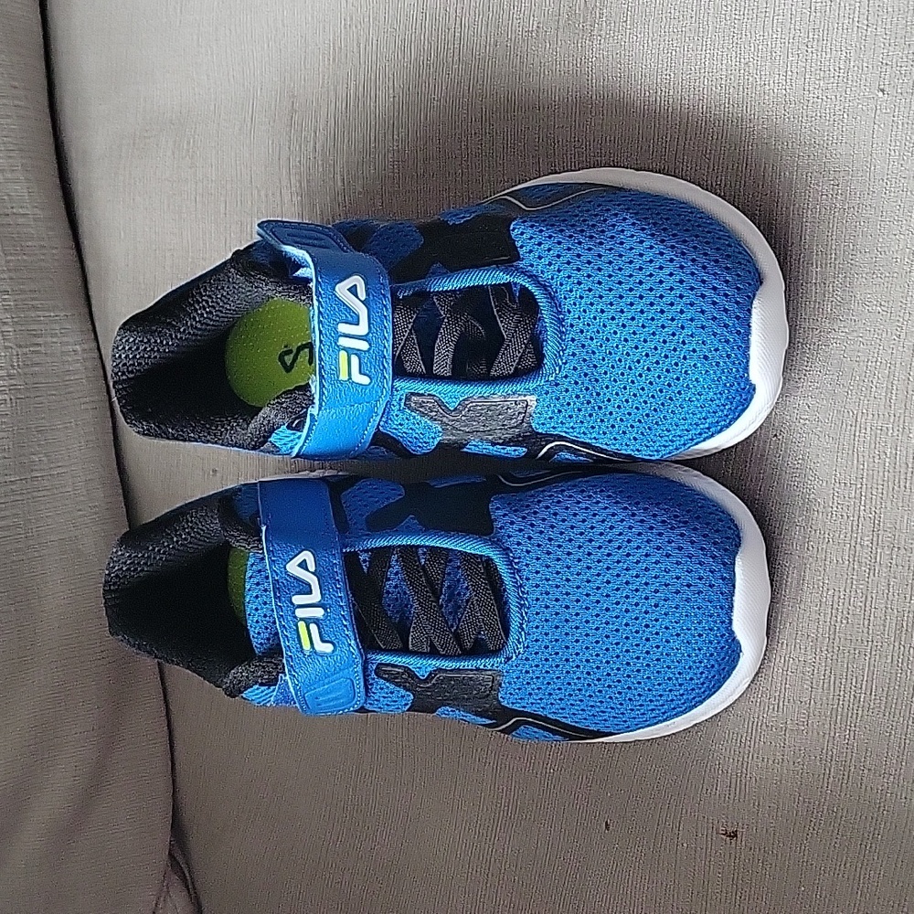 Boys Fila shoes